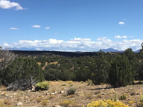 Photo of Williams, AZ 86046 (MLS # 204128)