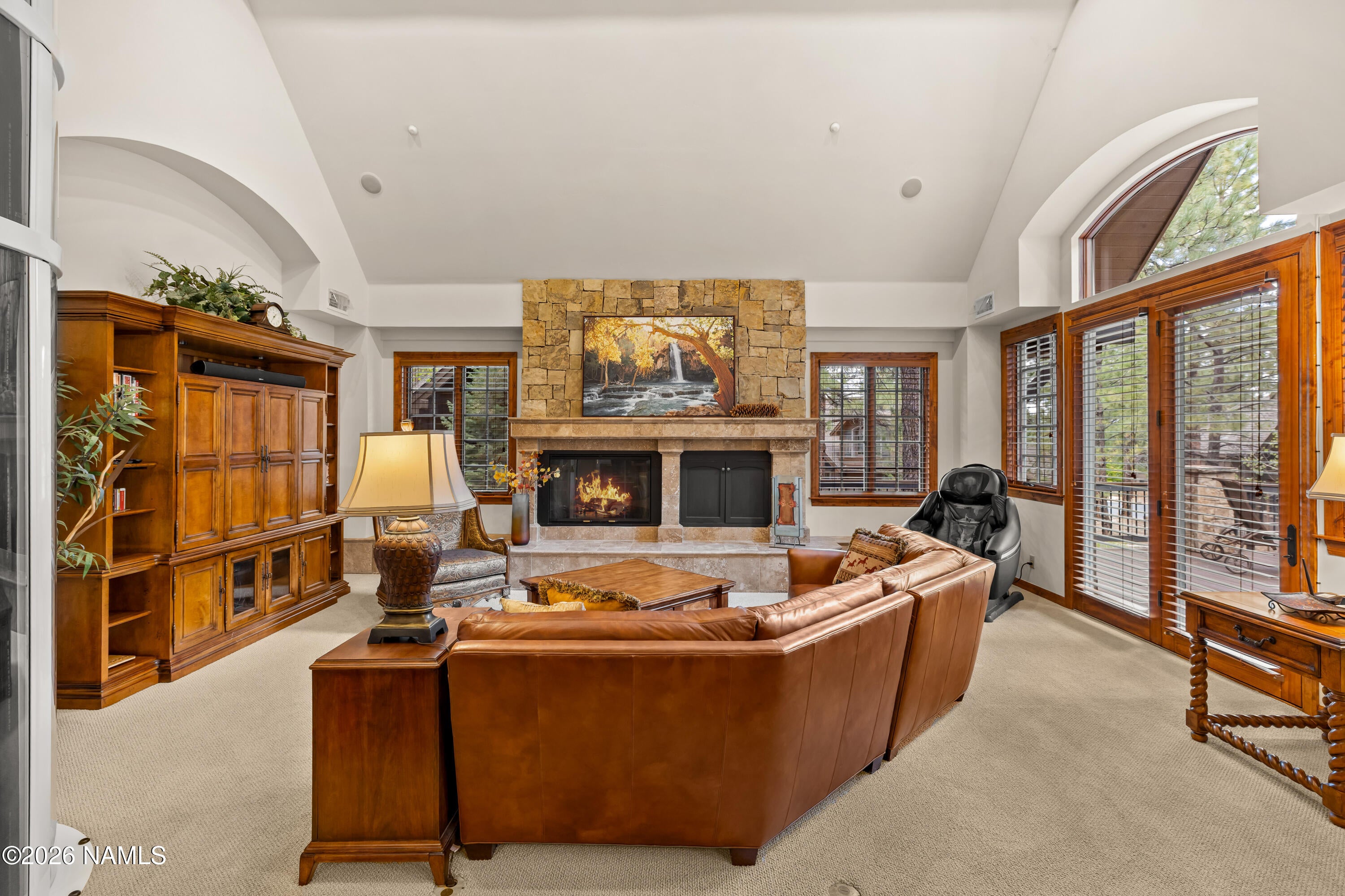 1712 E Trade Winds Court