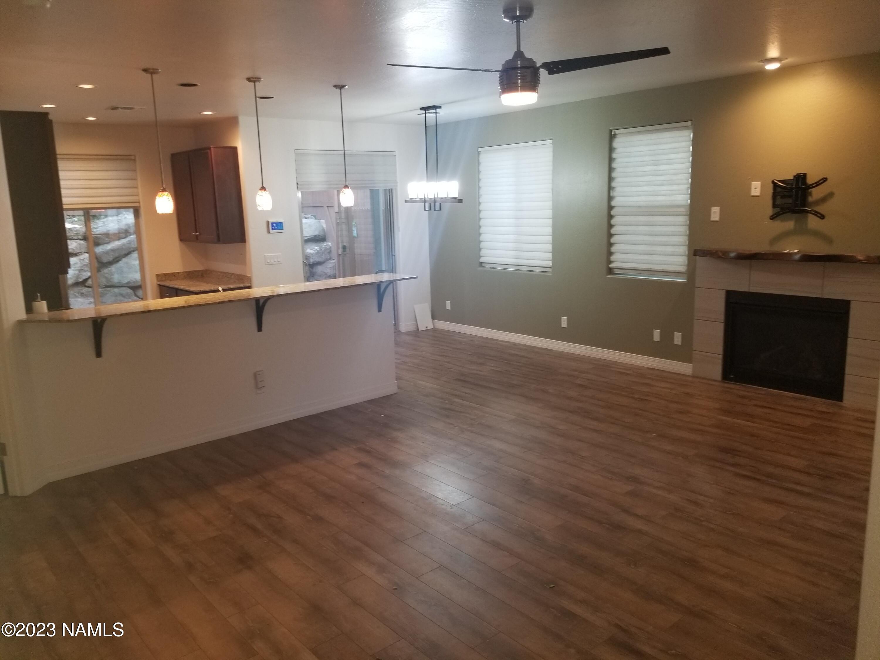 3103 E Cold Springs Trail