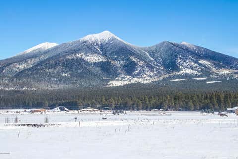 Photo of Flagstaff, AZ 86001 (MLS # 205716)