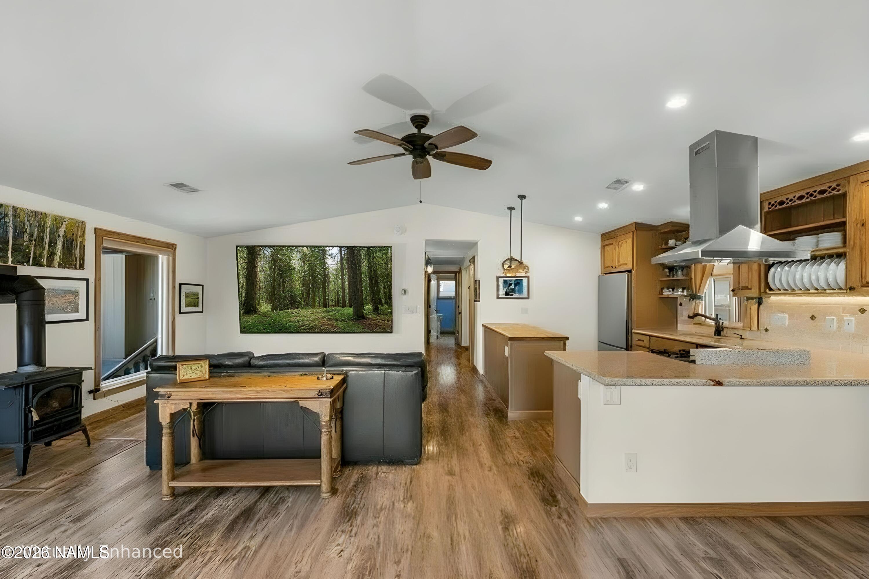 1800 N Fox Hill Road