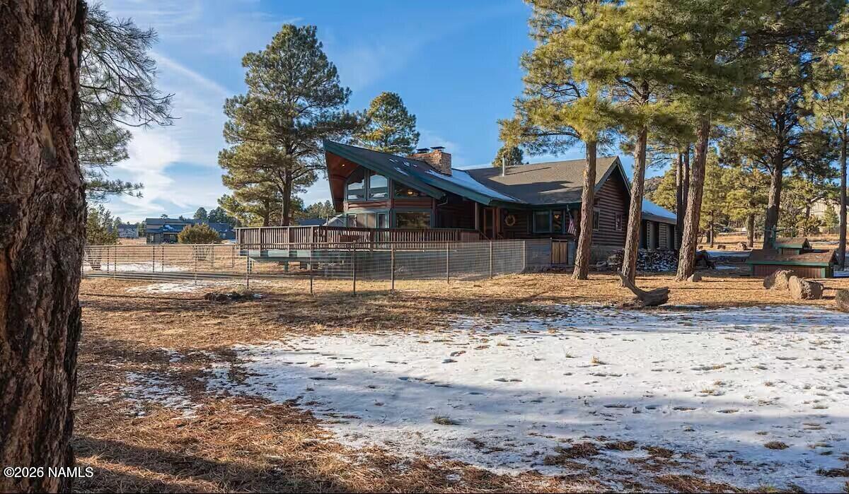 207 N Stoneman Boulevard