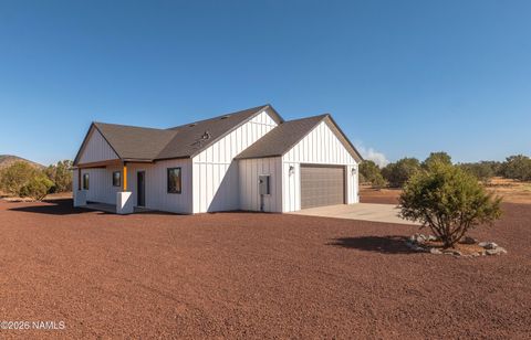 Photo of Williams, AZ 86046 (MLS # 204325)