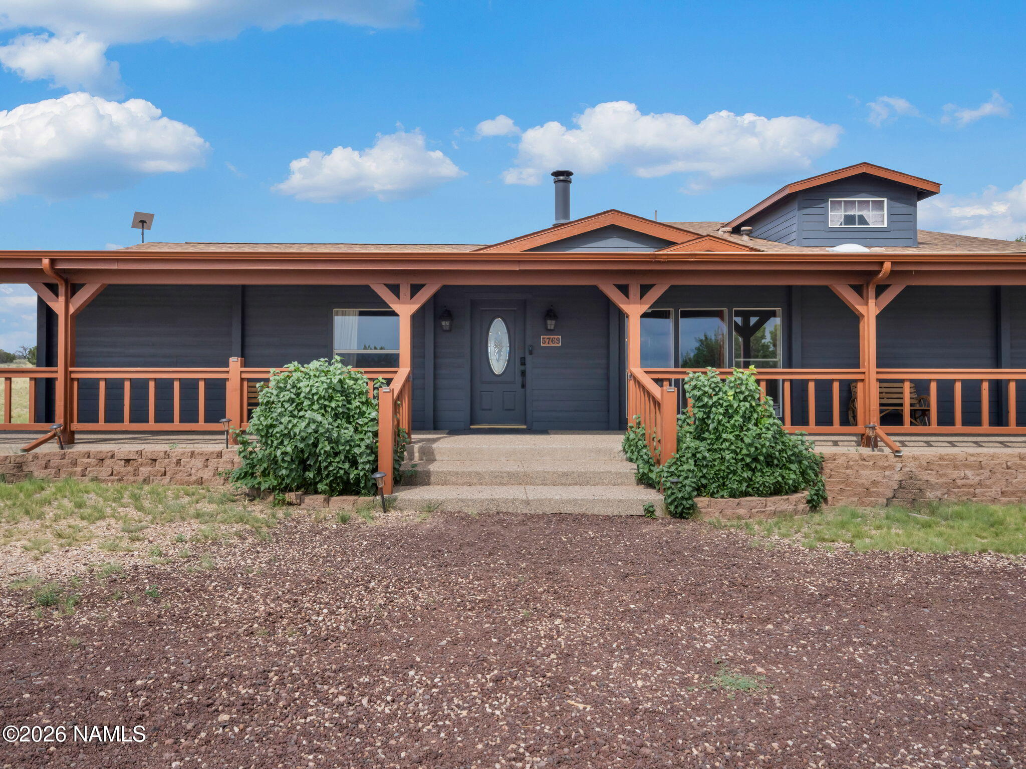 5769 N Woodland View Road