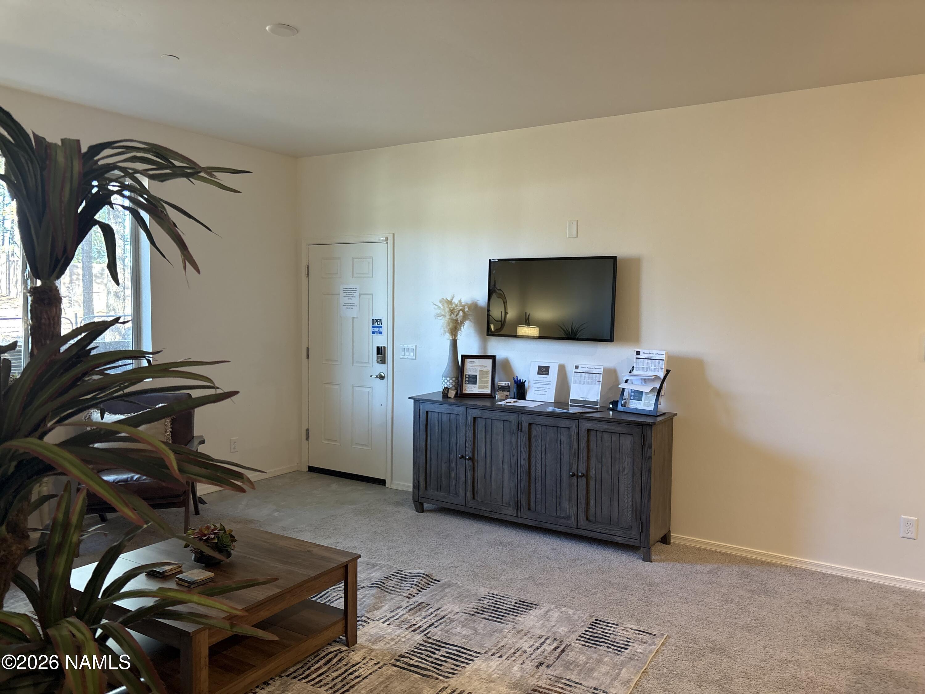 2950 W Presidio Drive 1-305