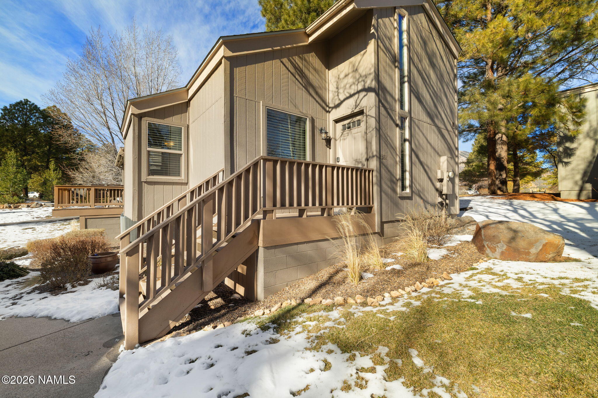 2381 N Oakmont Drive