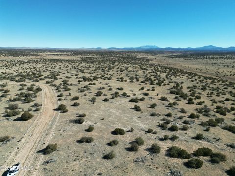Photo of Williams, AZ 86046 (MLS # 199381)