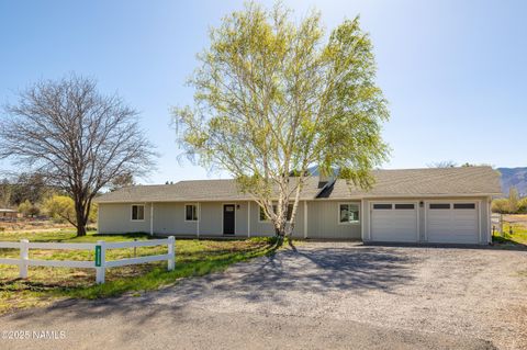 Photo of Flagstaff, AZ 86004 (MLS # 200574)