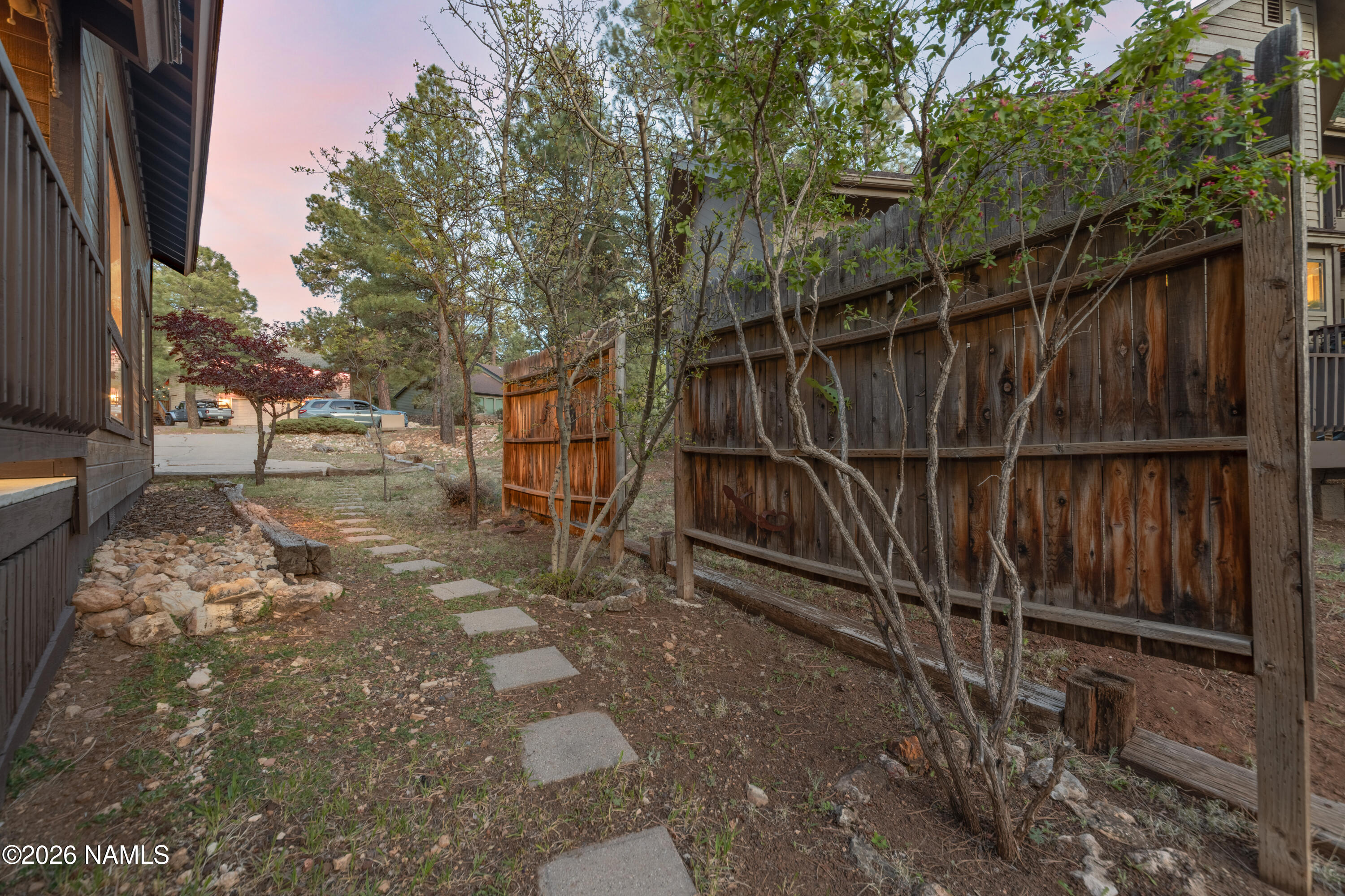 2803 N Carefree Circle