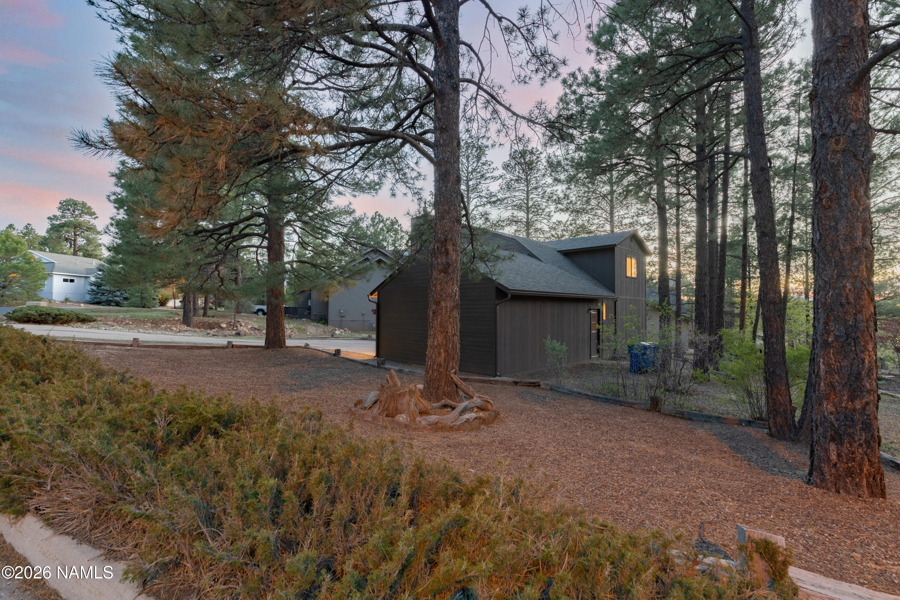 2803 N Carefree Circle