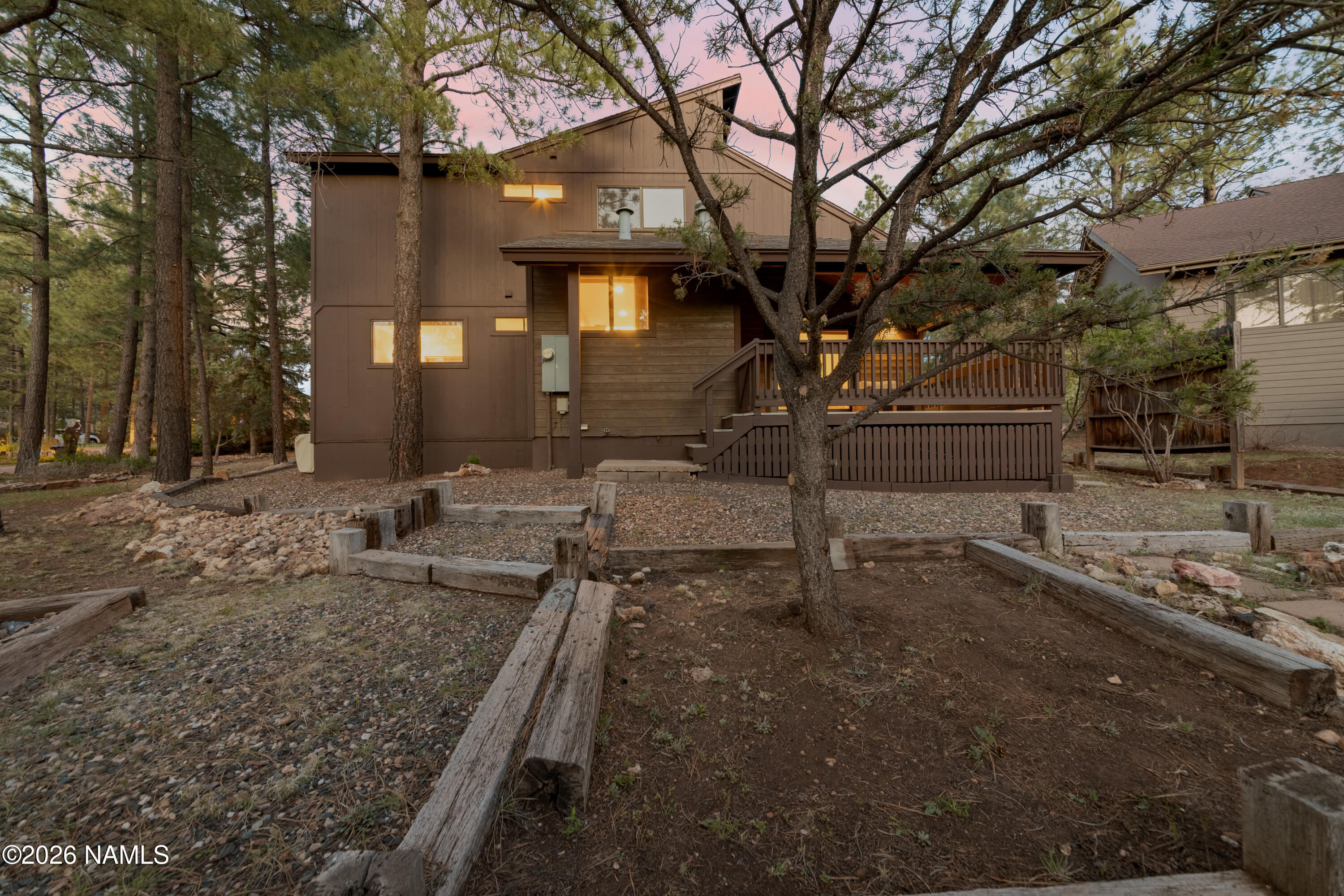 2803 N Carefree Circle