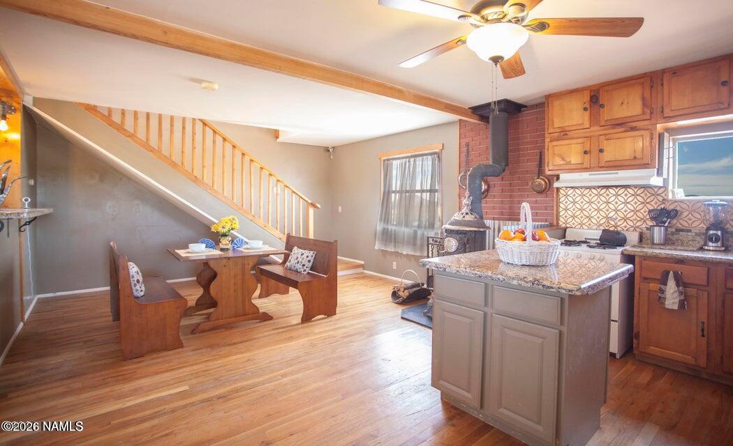 3106 E Funnel Road