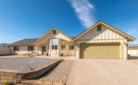 Photo of Flagstaff, AZ 86004 (MLS # 202714)