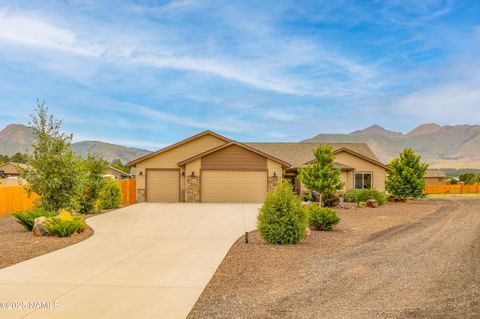 Photo of Flagstaff, AZ 86004 (MLS # 201972)