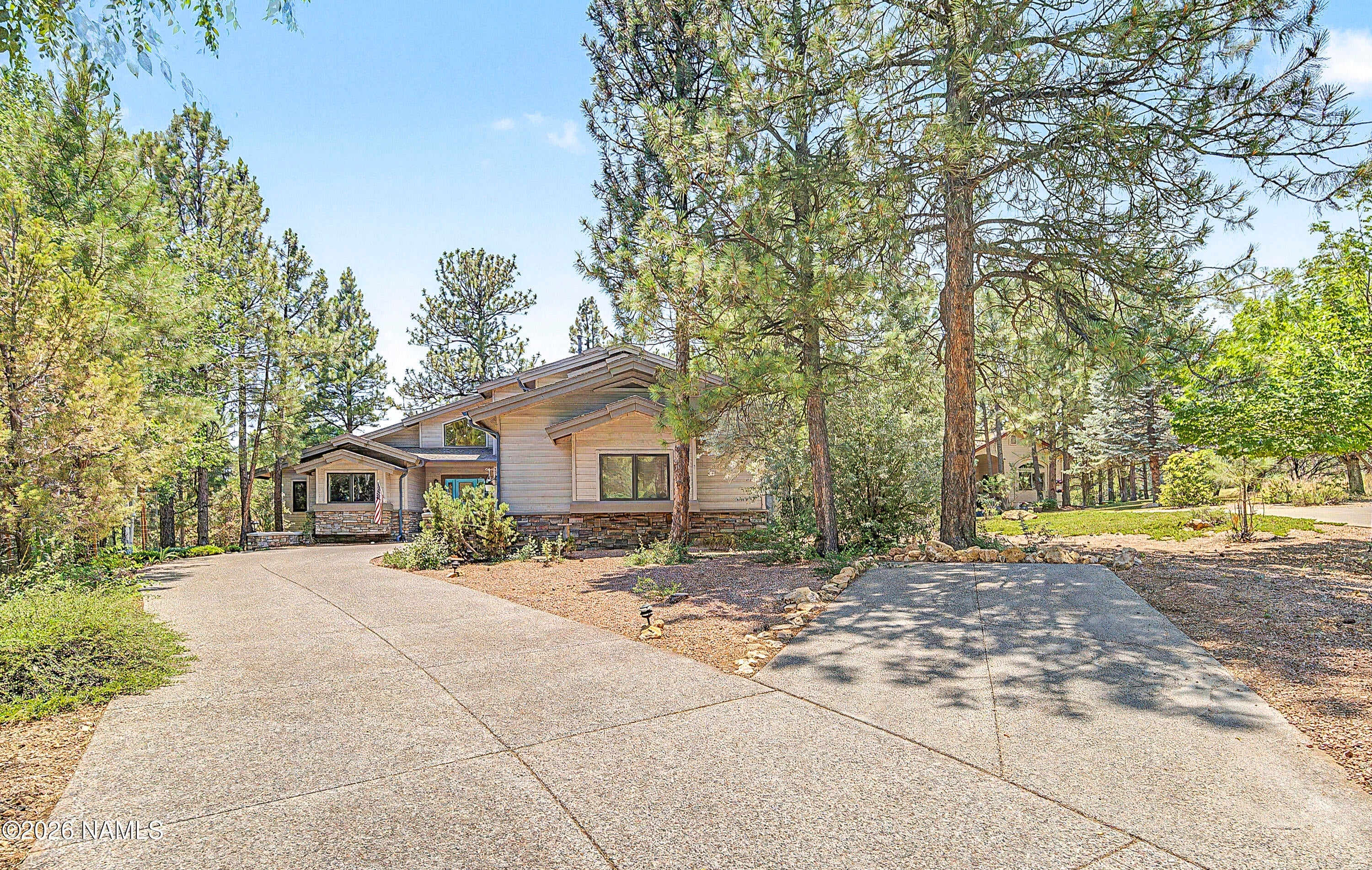 2644 N Sandstone Way