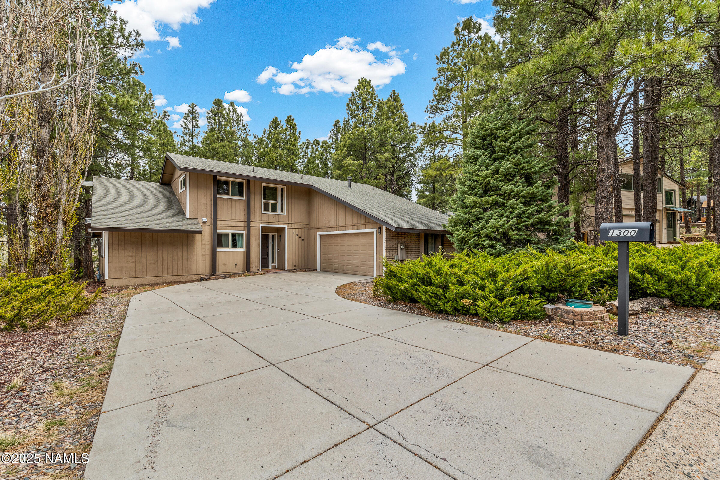 1300 N La Costa Lane