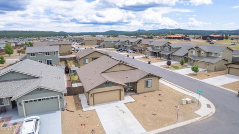 Photo of Bellemont, AZ 86015 (MLS # 202319)