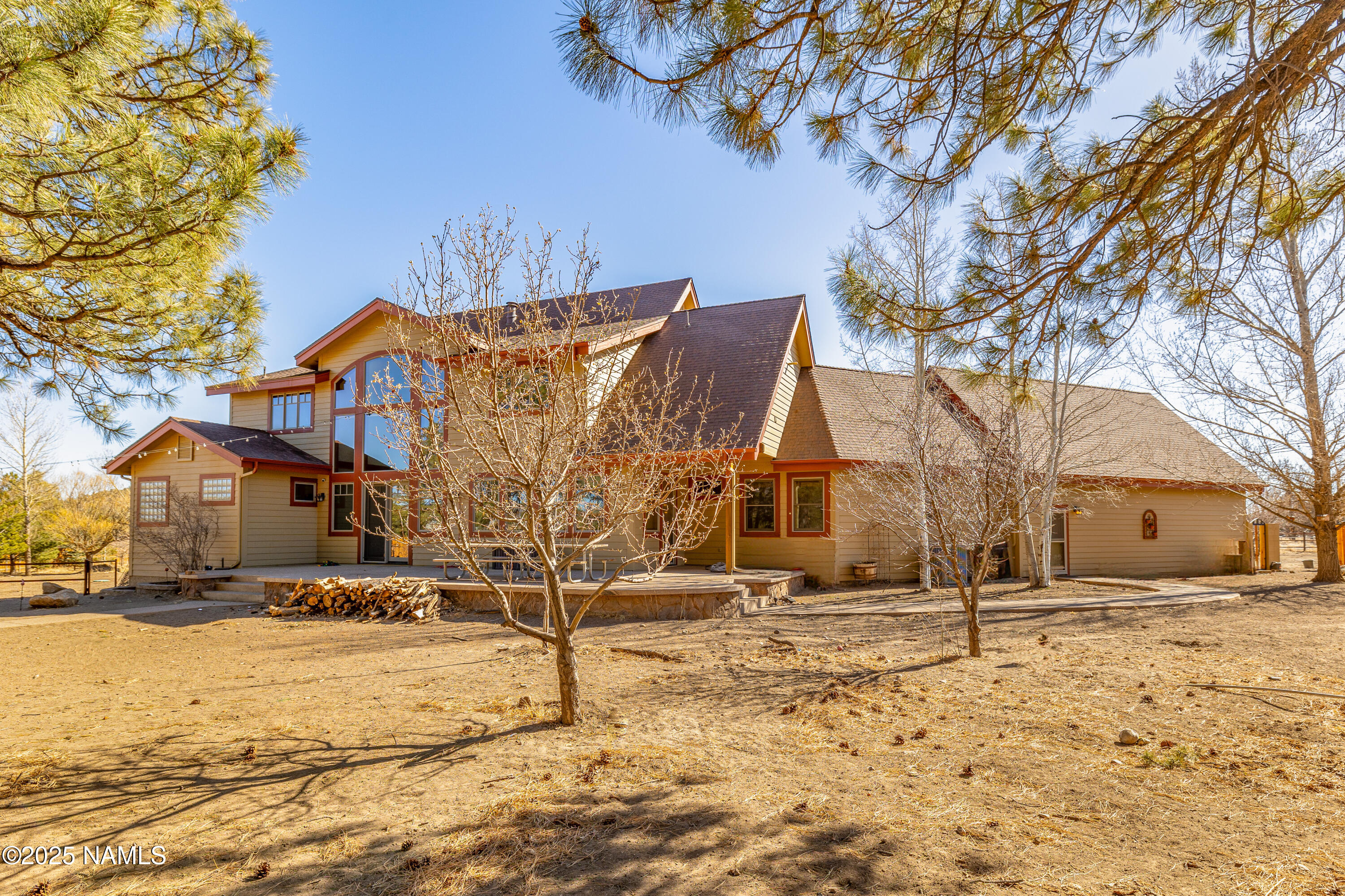 5835 Switchback Trail