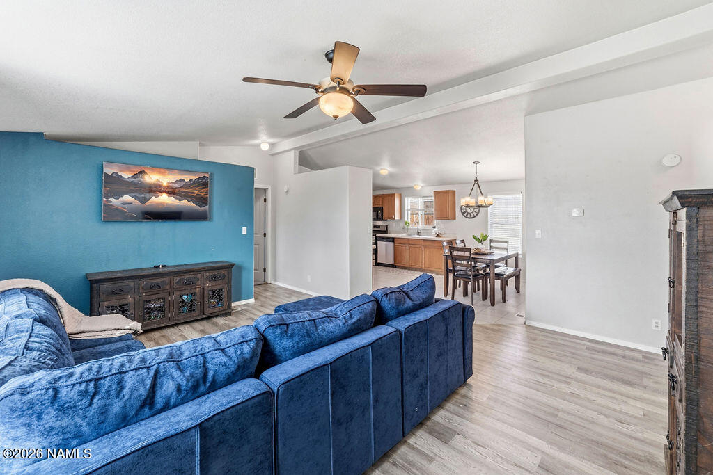 4914 E Bullwinkle Drive