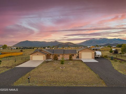 Photo of Flagstaff, AZ 86004 (MLS # 202272)