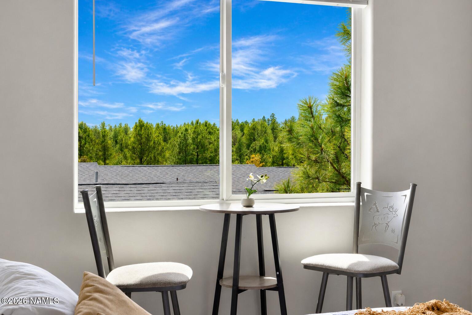 2551 W Pikes Peak Drive