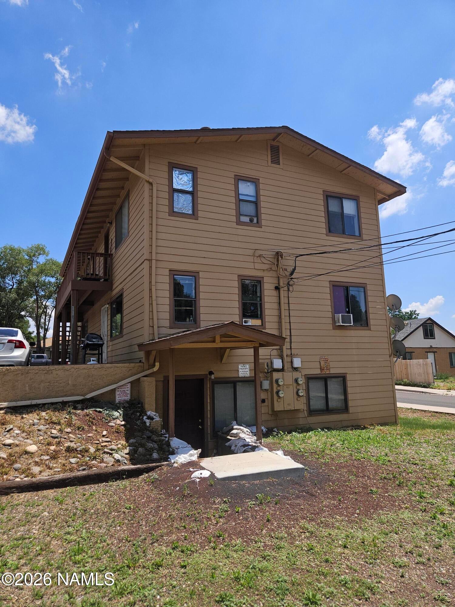 2003 N Center Street