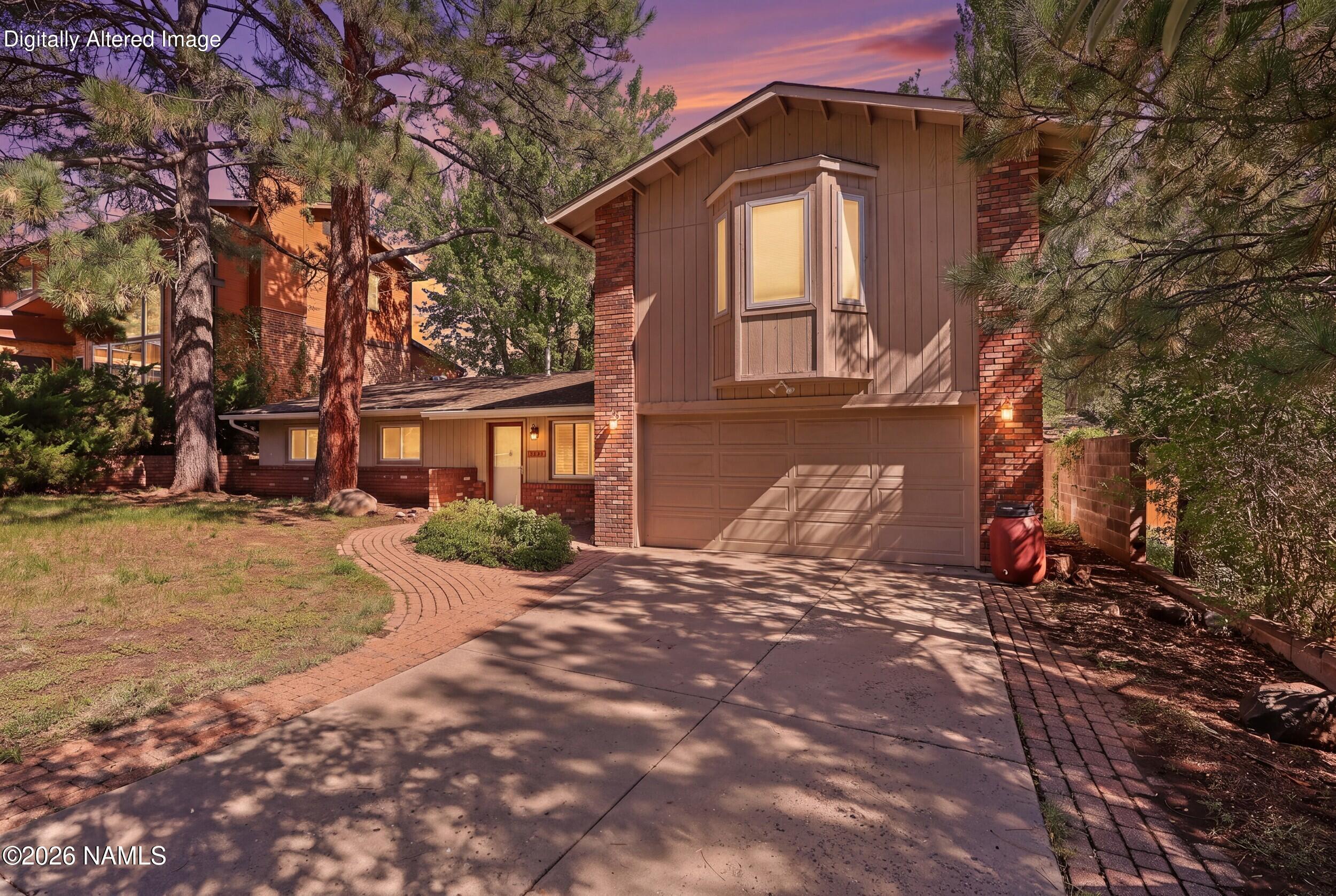 3704 N Grandview Drive