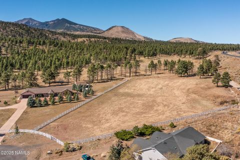 Photo of Flagstaff, AZ 86004 (MLS # 202544) Photo of Flagstaff, AZ 86004 (MLS # 202544)