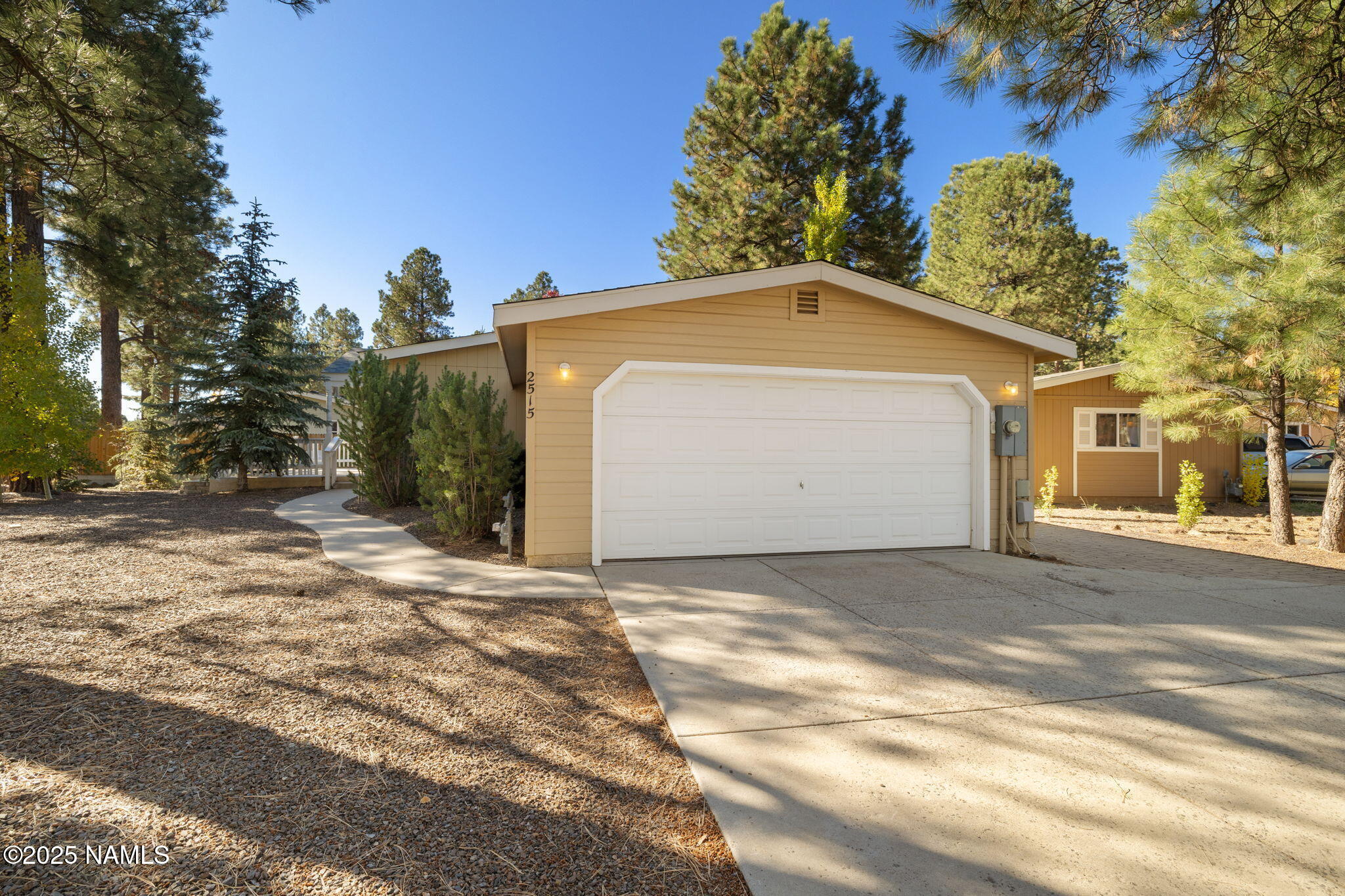 2515 W Zepher Avenue