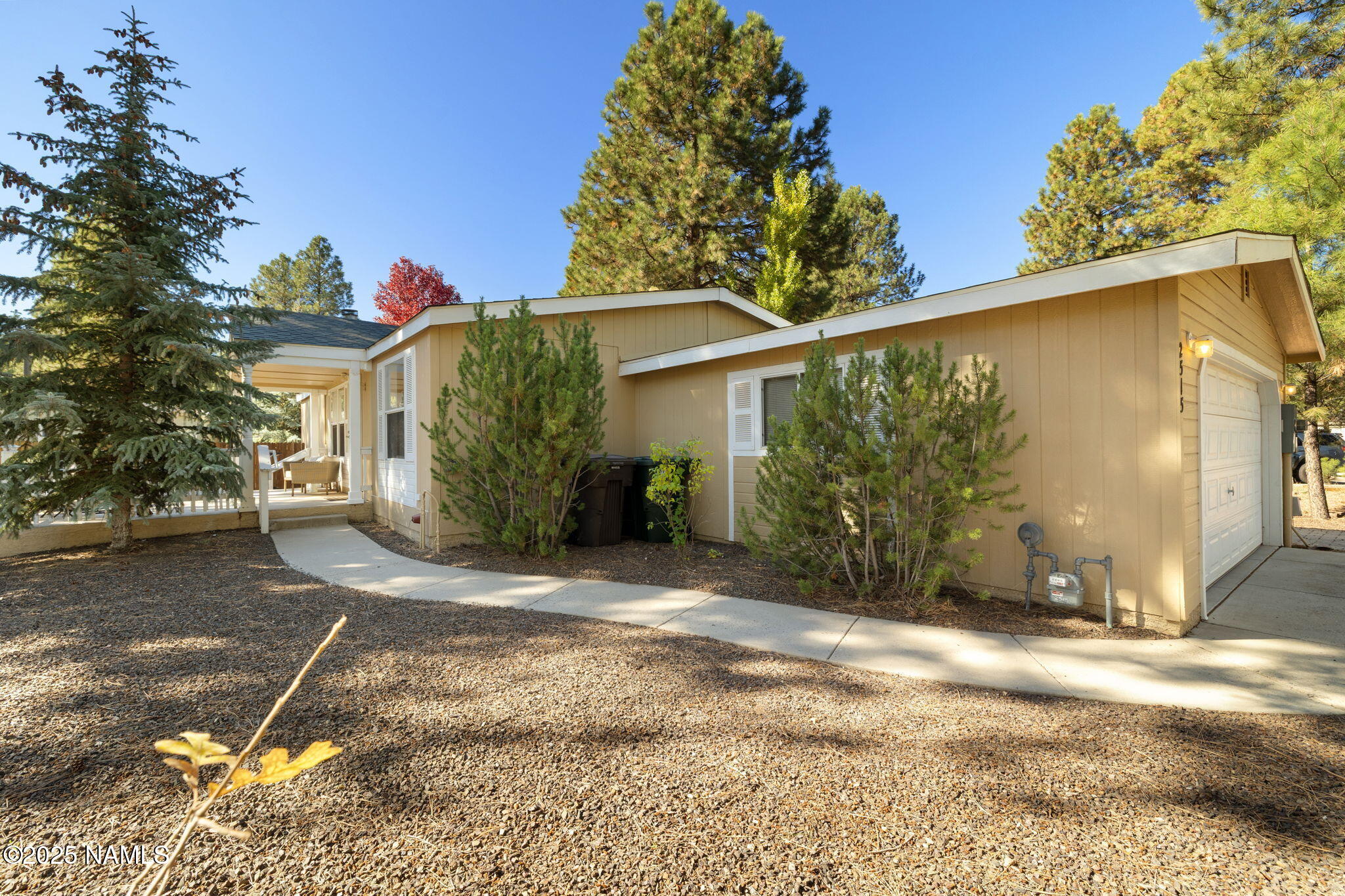 2515 W Zepher Avenue