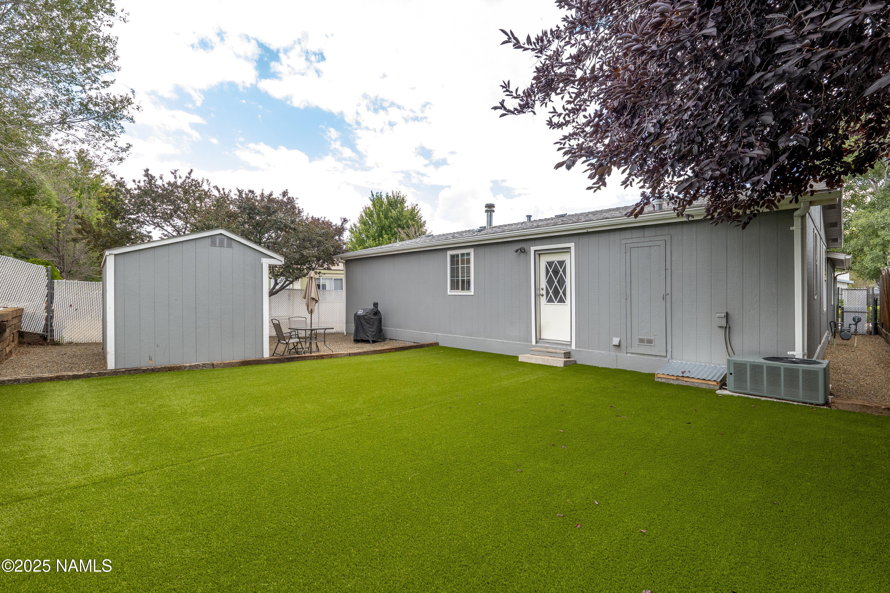 4822 E Merriam Drive