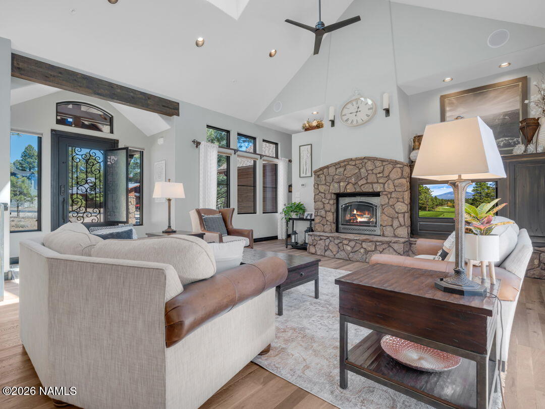 3289 S Clubhouse Circle