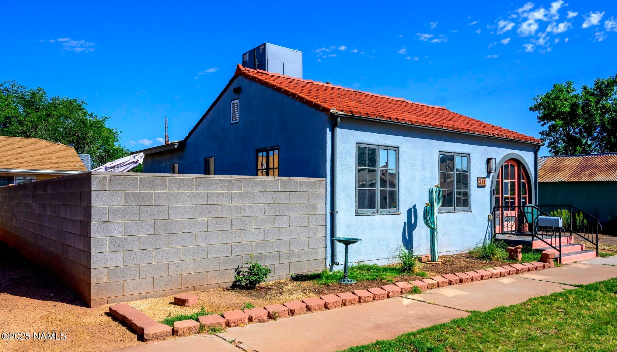 311 N Winslow Avenue