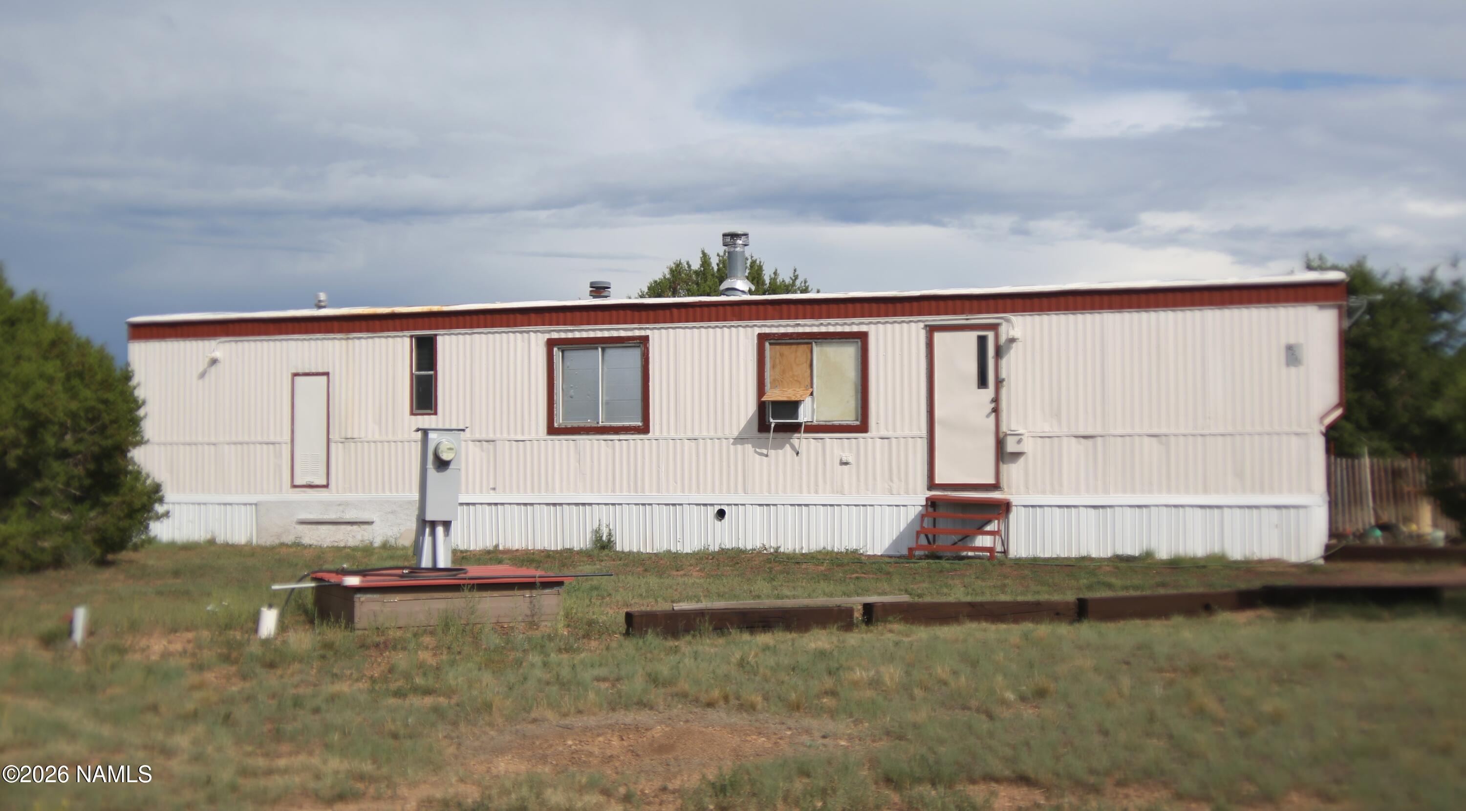 8211 N 8 Mile Boulevard