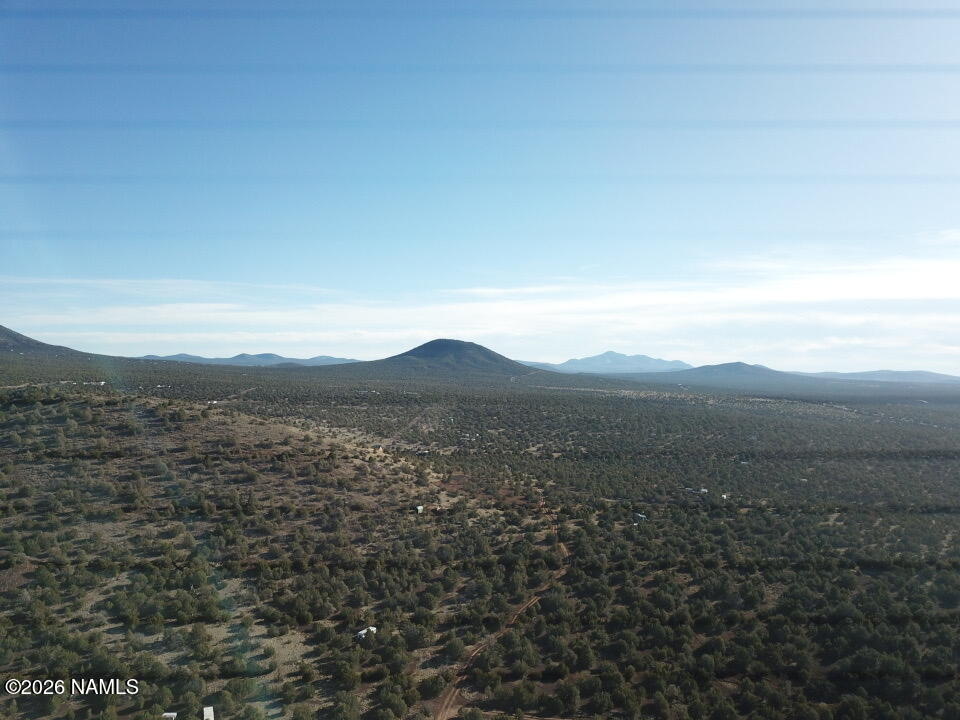 872 E Deerlick Trail