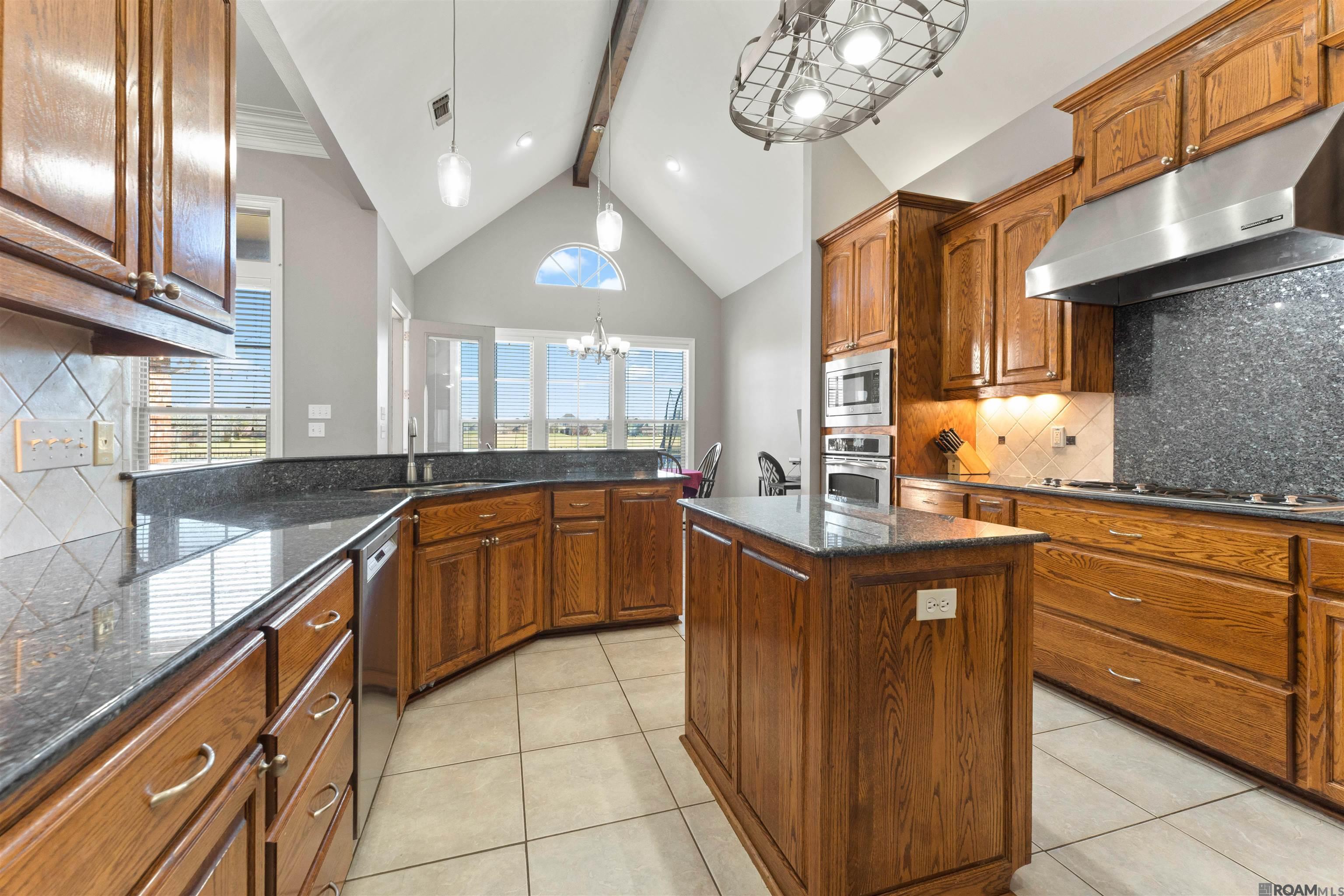 3166 Prestwick Ct, Zachary, Louisiana image 14