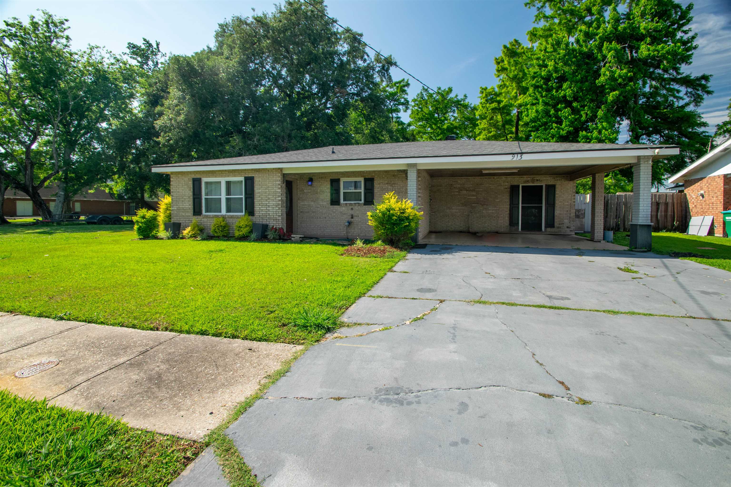 913 Fig St, Morgan City, Louisiana image 1