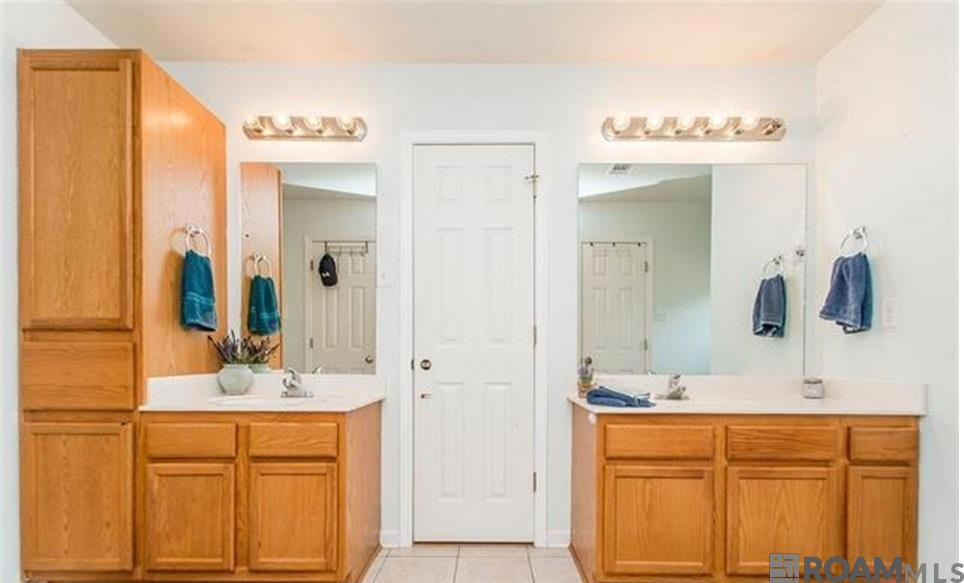 26284 Holly Ridge Dr, Denham Springs, Louisiana image 4