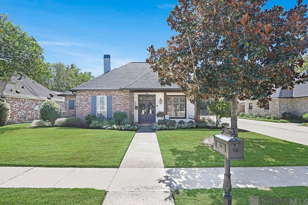 10917 FERNBROOK AVE, BATON ROUGE, LA 70809 - Image 01e02b462abb79e4363b44ef4e1ac21a/4165968628