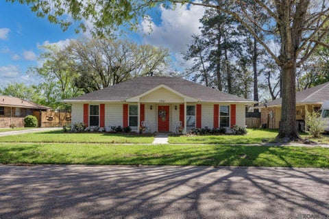 Homes For Sale - 1891 Erlanger Dr<br/> Baton Rouge, LA 70816