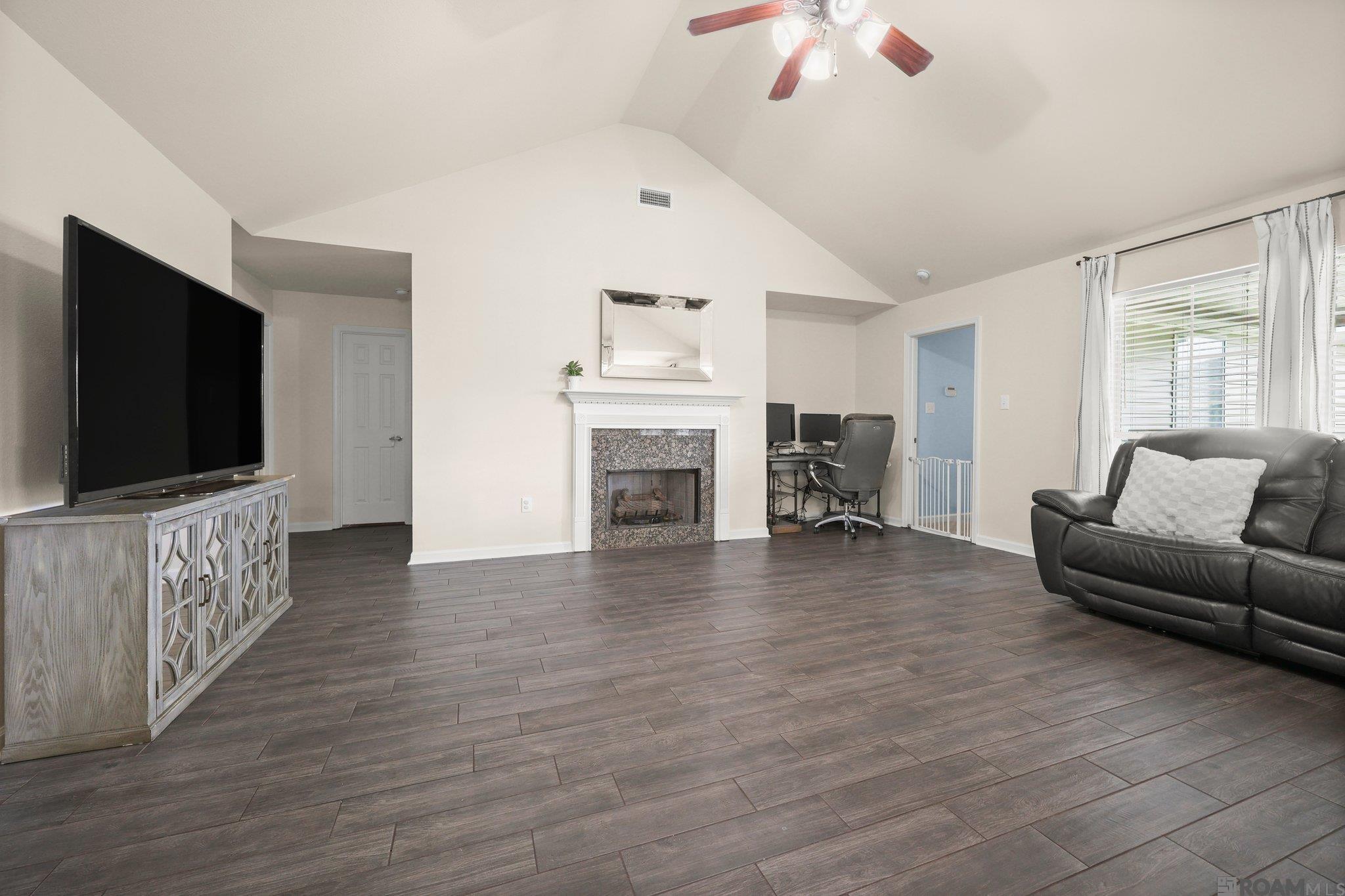 26017 Big Ben Dr, Denham Springs, Louisiana image 4