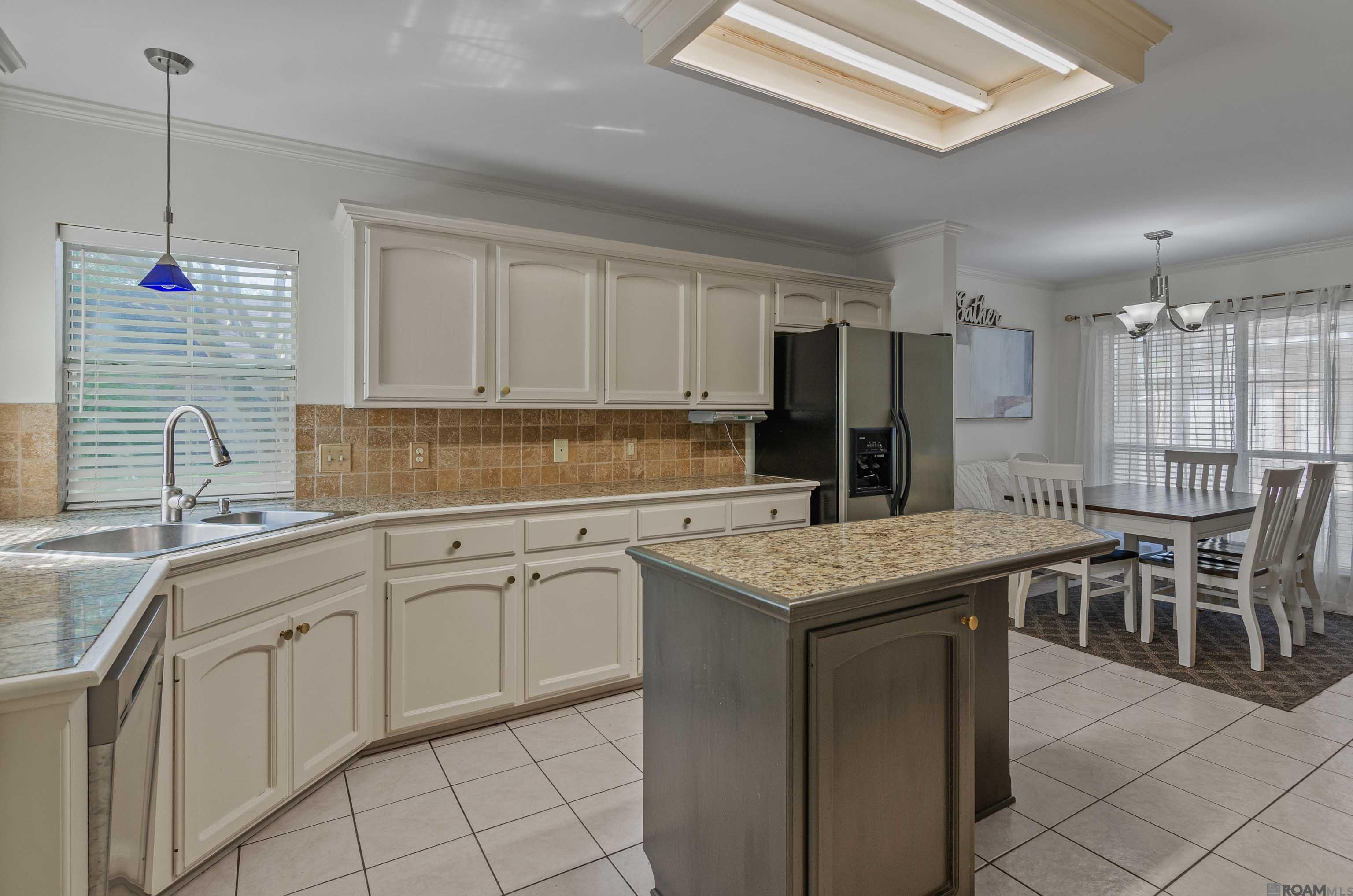 2337 S San Francisco Ave, Gonzales, Louisiana image 6