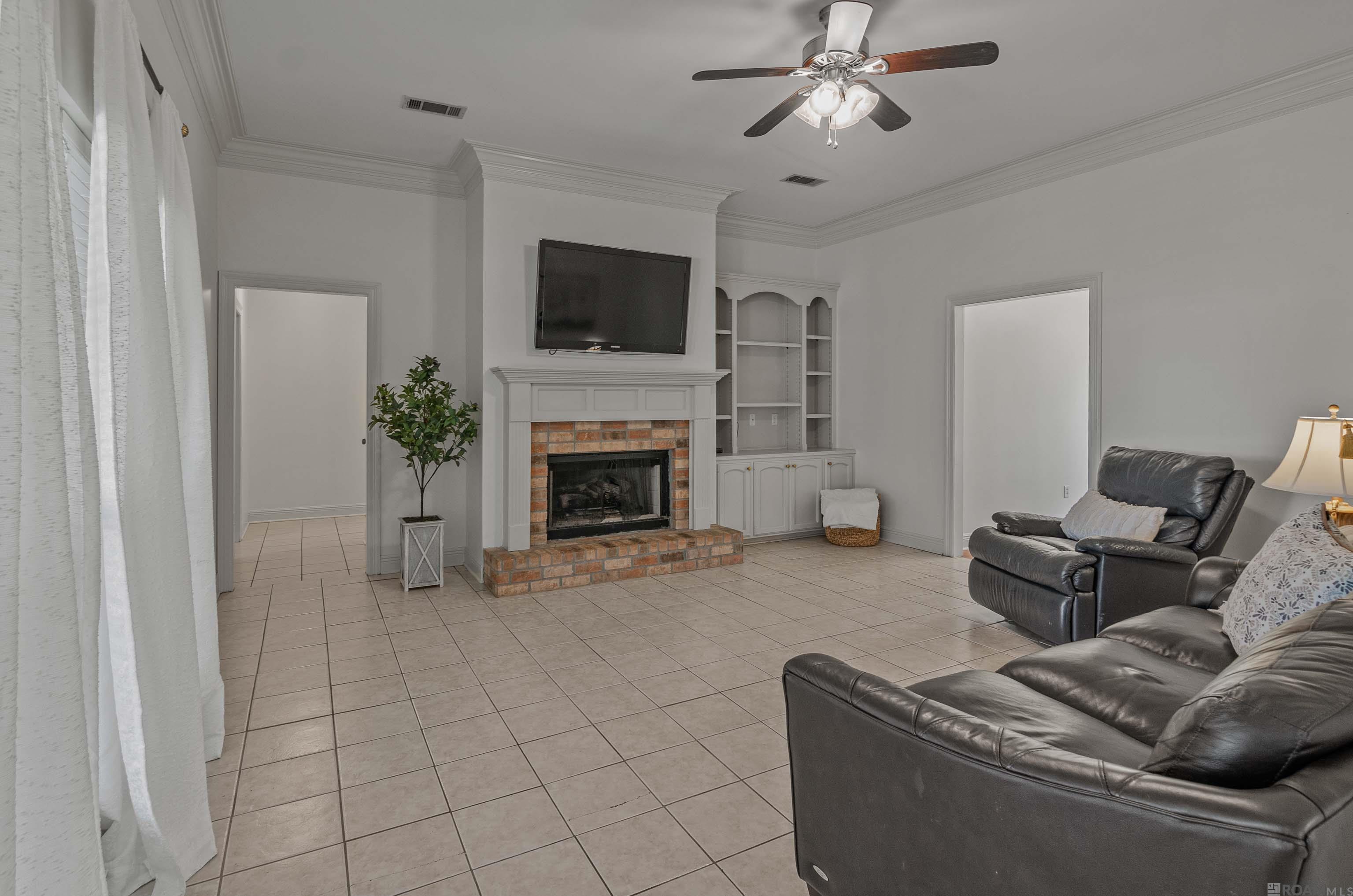 2337 S San Francisco Ave, Gonzales, Louisiana image 3
