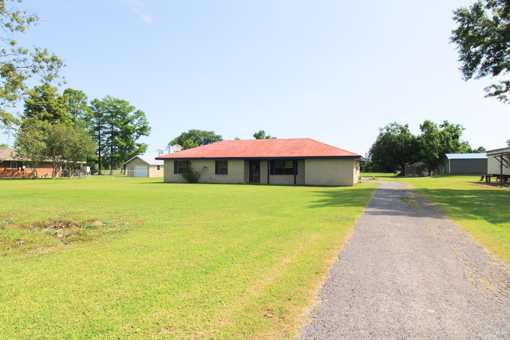 4679 Bayouside Dr, Chauvin, Louisiana image 2