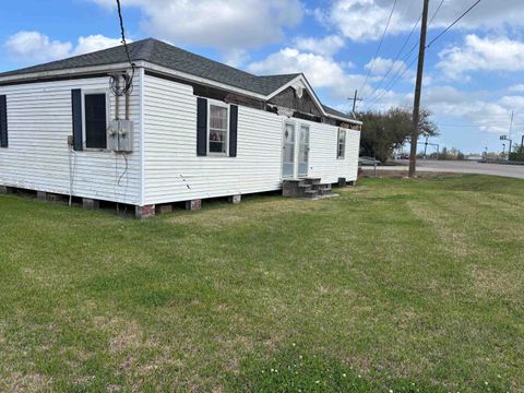 Vacant Land For Sale - 13037 East Main Street<br/> Larose, LA 70373