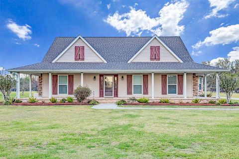 Homes For Sale - 4167 Bayouside Dr<br/> Houma, LA 70363