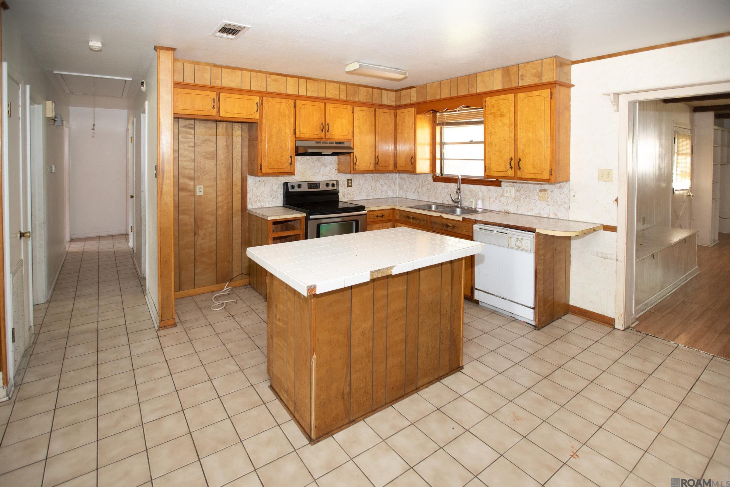 11555 E Black Oak Dr, Baton Rouge, Louisiana image 10