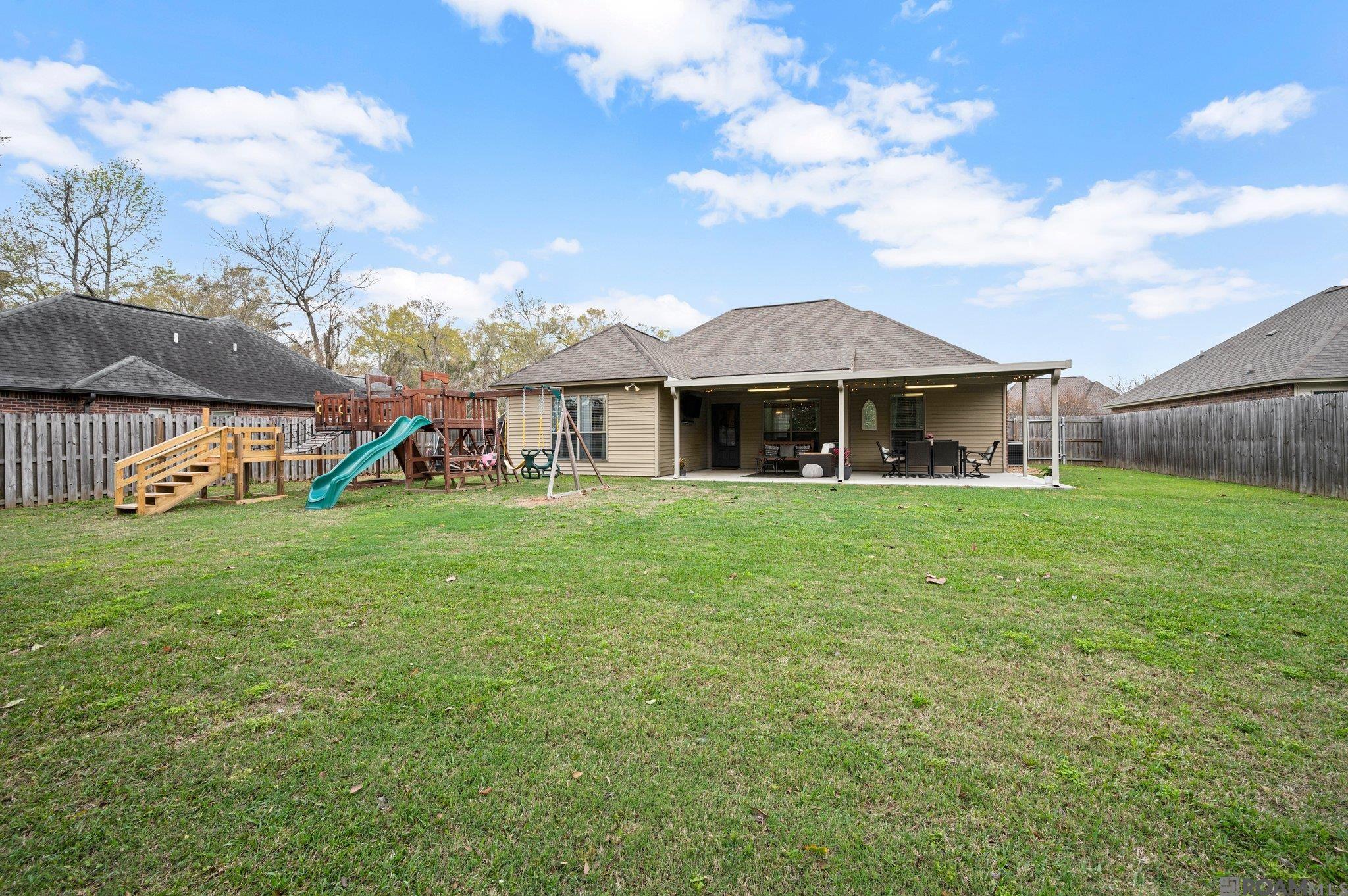 39126 Driftwood Lake Dr, Gonzales, Louisiana image 20