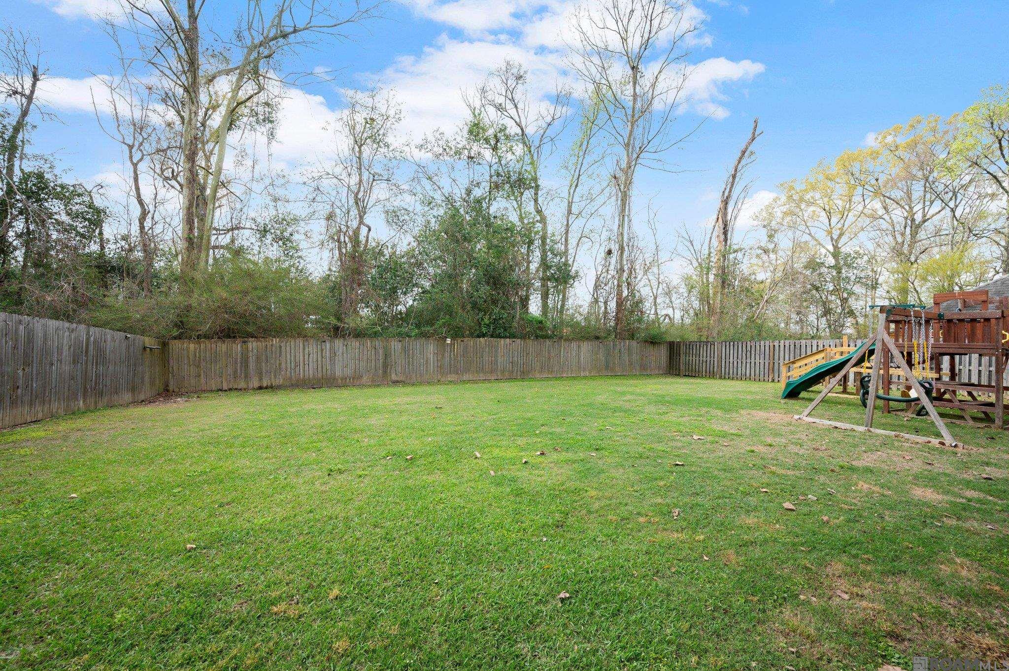 39126 Driftwood Lake Dr, Gonzales, Louisiana image 19