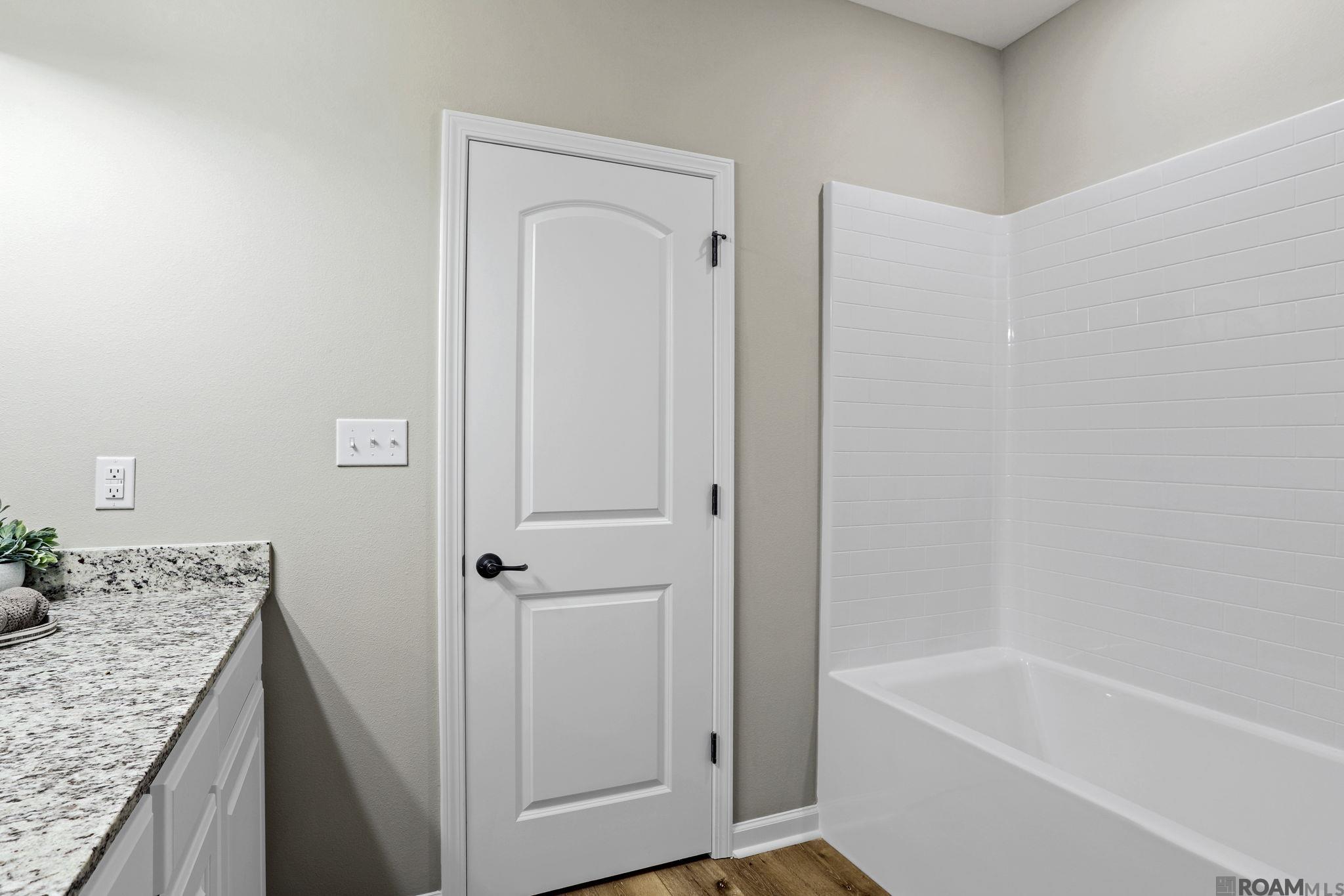 17445 Berkshire Dr #43, Prairieville, Louisiana image 12